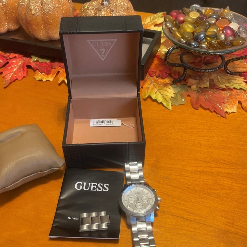 Guess Watch